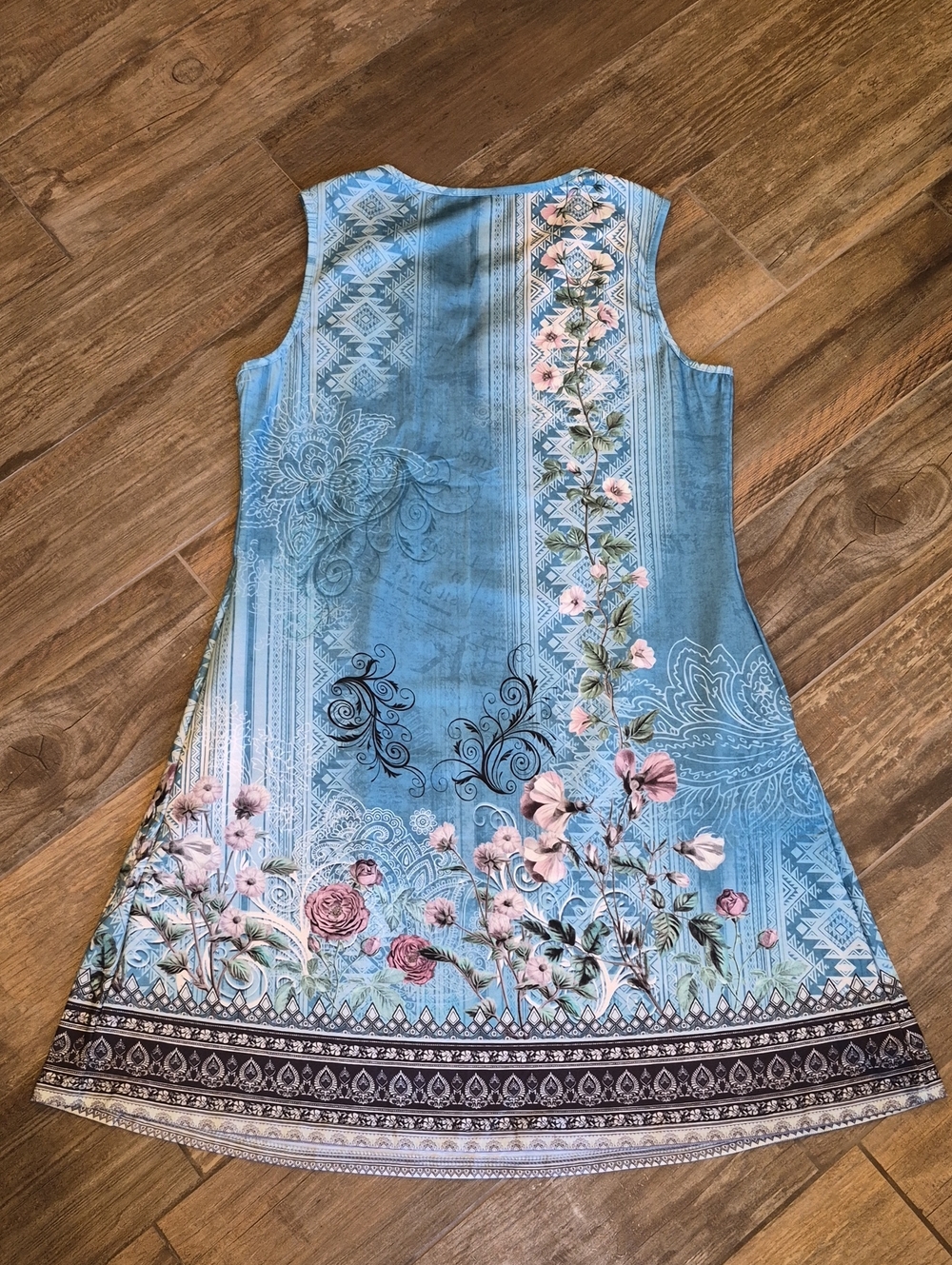 2 Floral Sleeveless Button Pleated Detail Knee Length Sundresses, Size M - Picture 9 of 16